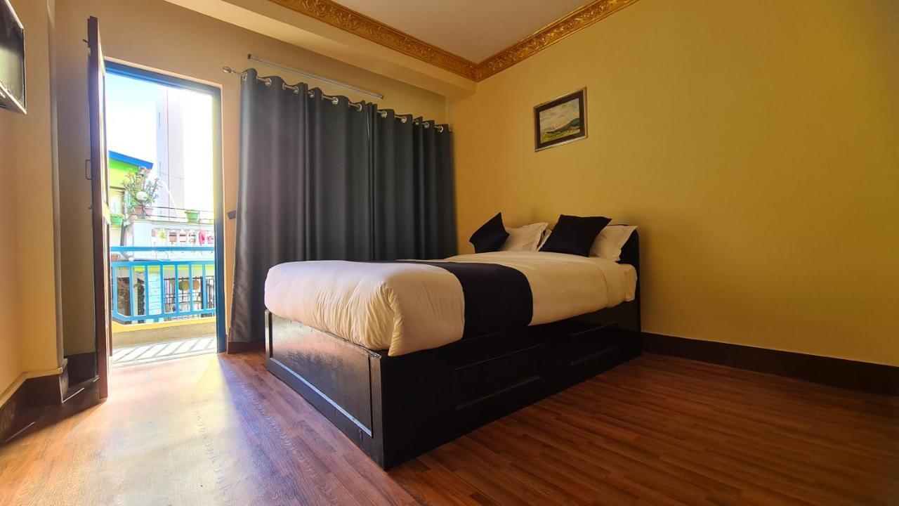Temple Town Inn Katmandou Extérieur photo